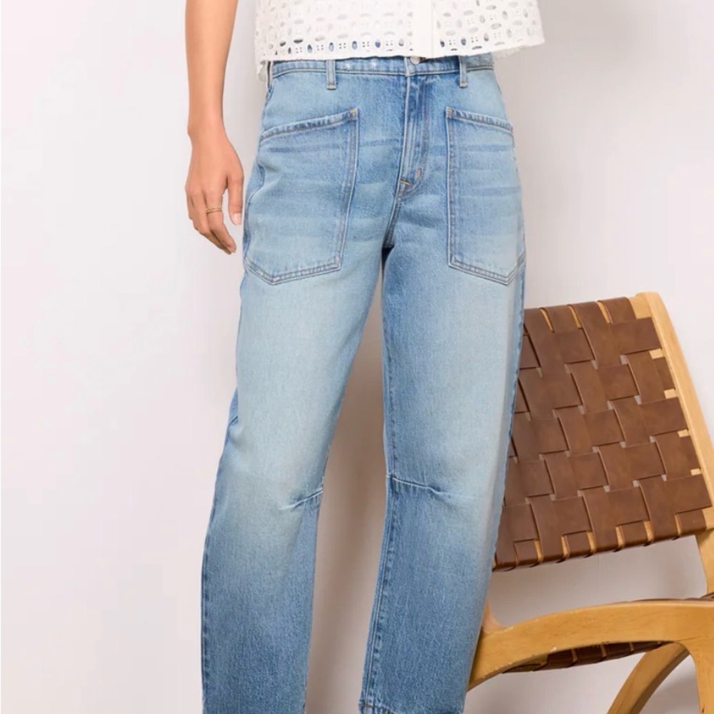 Evereve Cora barrel jeans